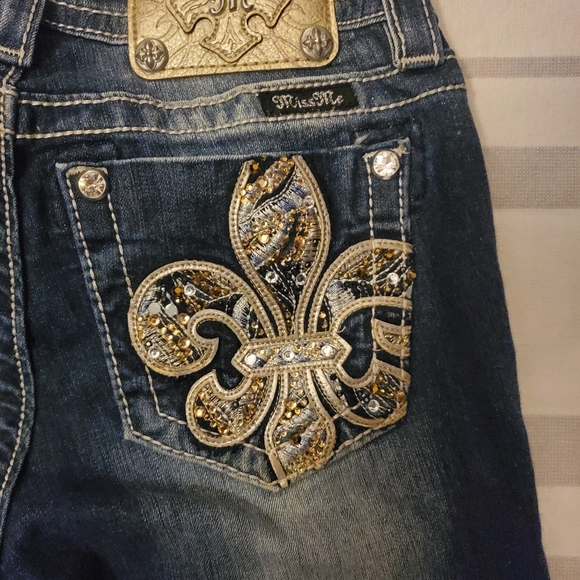 Miss Me Jeans - Picture 11 of 12